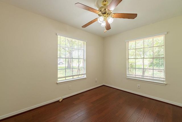 4601 Lennox DR, Austin, TX 78745