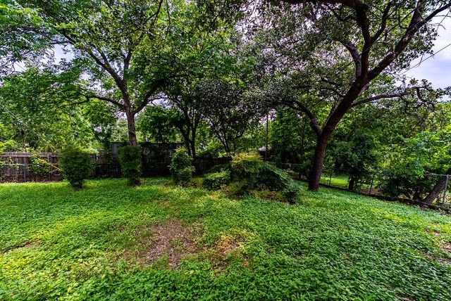 4601 Lennox DR, Austin, TX 78745