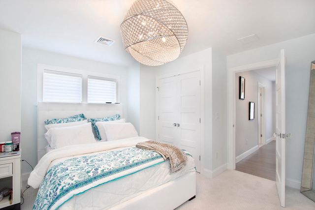 79 Cobblestone Circle, Mashpee, MA 02649