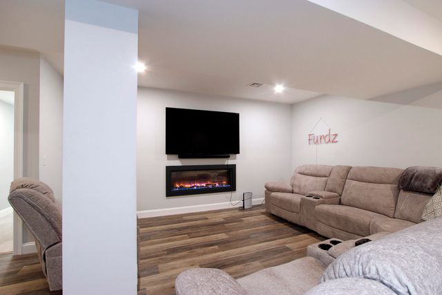 79 Cobblestone Circle, Mashpee, MA 02649