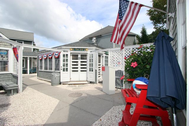 79 Cobblestone Circle, Mashpee, MA 02649