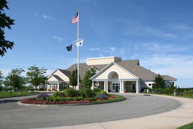 79 Cobblestone Circle, Mashpee, MA 02649