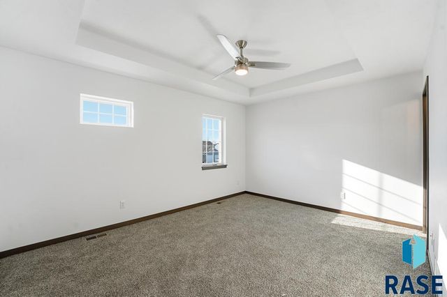 1263 N Marion Rd Road 1, Sioux Falls, SD 57107