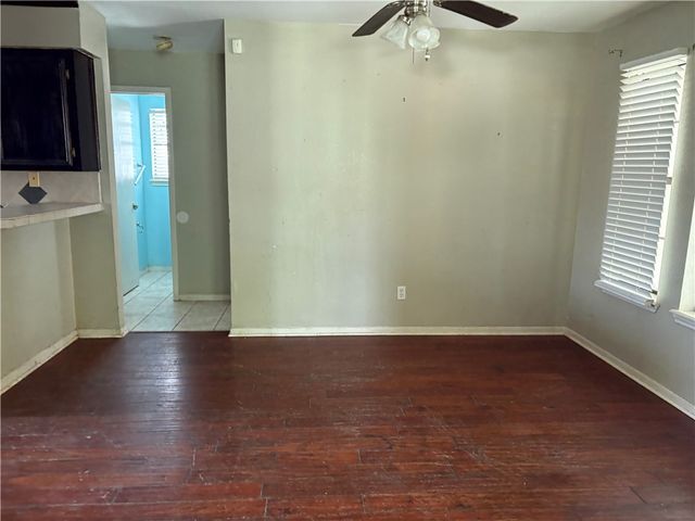 4645 Spring Fork Dr, Corpus Christi, TX 78413