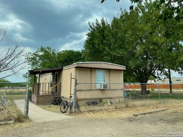 17189 Benton City Rd, Von Ormy, TX 78073