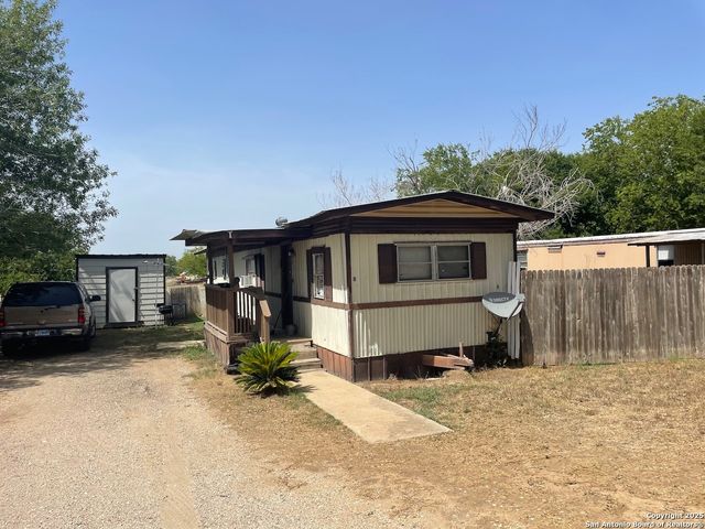 17189 Benton City Rd, Von Ormy, TX 78073