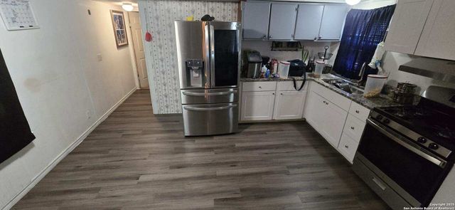 17189 Benton City Rd, Von Ormy, TX 78073