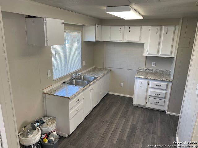 17189 Benton City Rd, Von Ormy, TX 78073