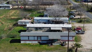 17189 Benton City Rd, Von Ormy, TX 78073