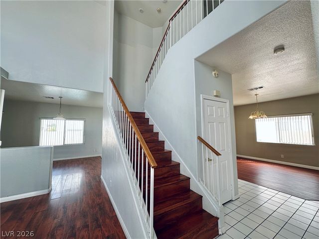 7216 Winding Creek Drive, Las Vegas, NV 89113