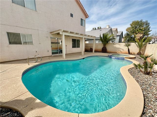 7216 Winding Creek Drive, Las Vegas, NV 89113