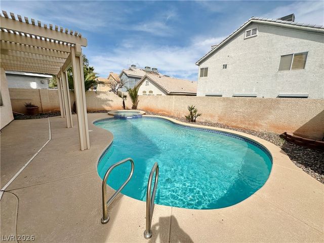 7216 Winding Creek Drive, Las Vegas, NV 89113