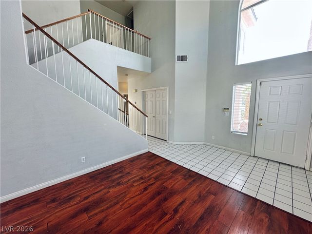 7216 Winding Creek Drive, Las Vegas, NV 89113