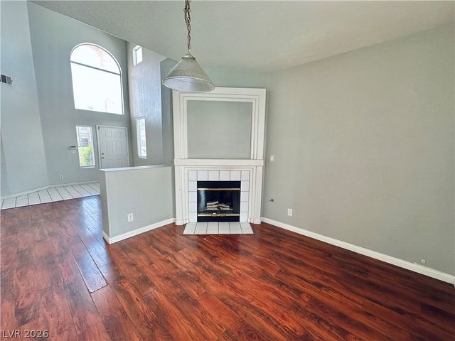 7216 Winding Creek Drive, Las Vegas, NV 89113