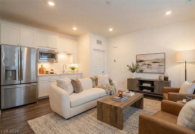 7640 Quail Dust Street, North Las Vegas, NV 89084