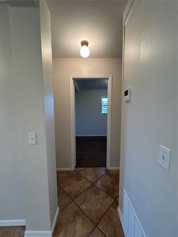 1018 N Fisher Street, Gorman, TX 76454