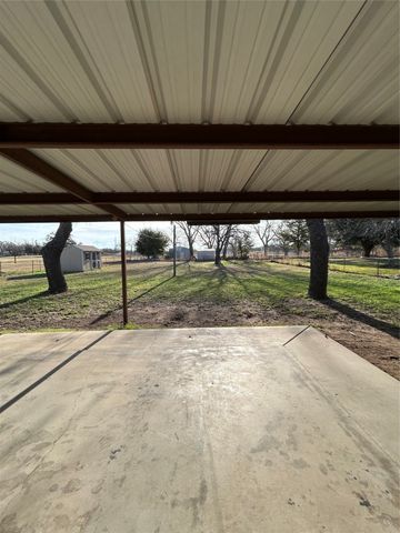 1018 N Fisher Street, Gorman, TX 76454