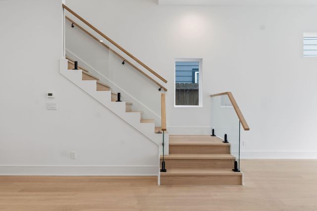 820 Malone Street, Houston, TX 77007