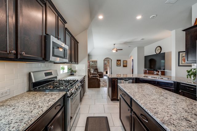 10419 Monicas Crk, Schertz, TX 78154