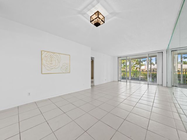 3300 S Ocean Boulevard 123-C, Highland Beach, FL 33487