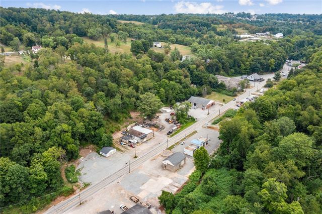 2704 Lincoln Way, White Oak, PA 15131