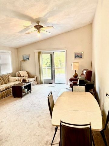 35 Ashumet Rd 4D, Mashpee, MA 02649
