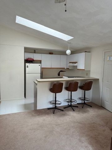 35 Ashumet Rd 4D, Mashpee, MA 02649