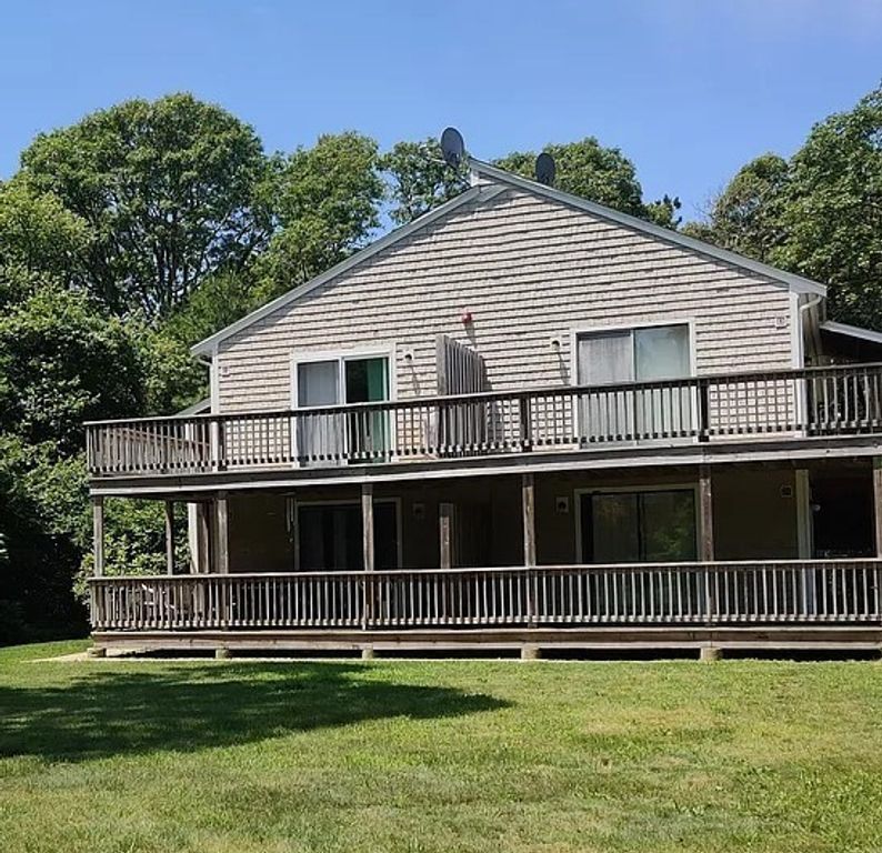 35 Ashumet Rd 4D, Mashpee, MA 02649