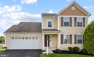 108 KENNETH DR, Leola, PA 17540