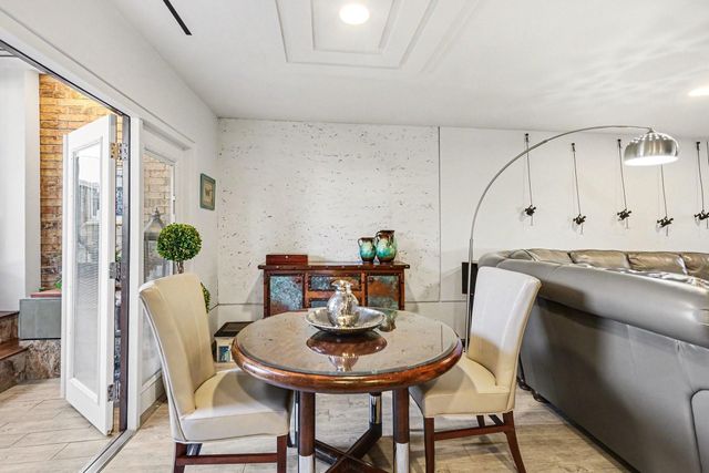 9407 Fondren Road, Houston, TX 77074