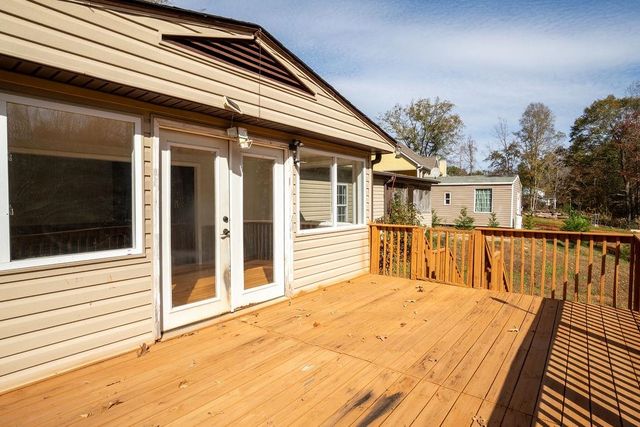 209 Riverbluff Extension, Inman, SC 29349