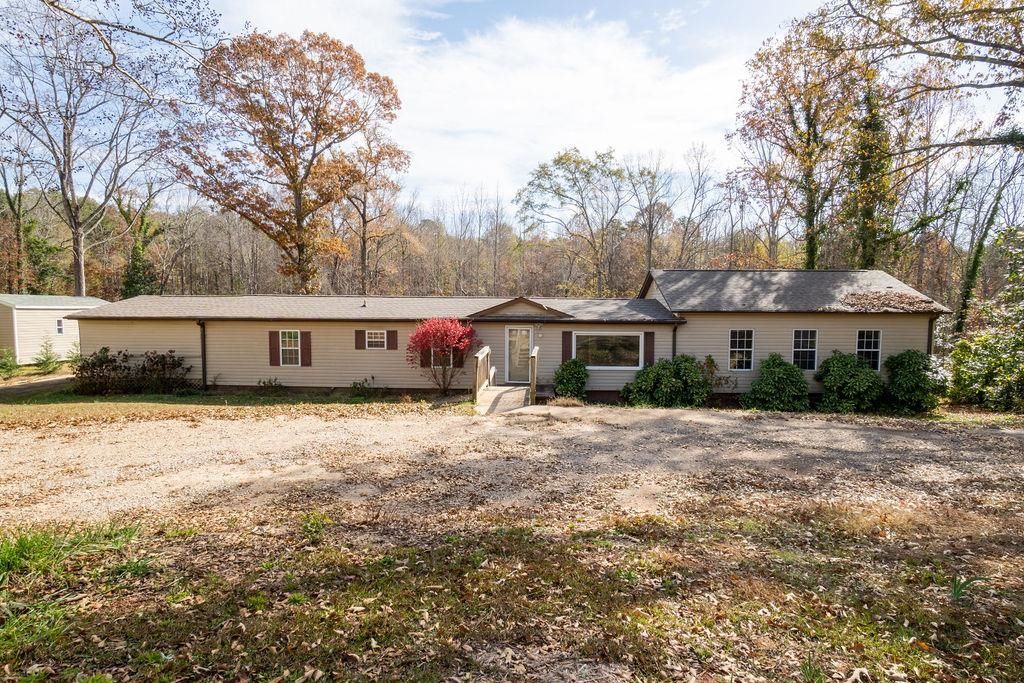 209 Riverbluff Extension, Inman, SC 29349