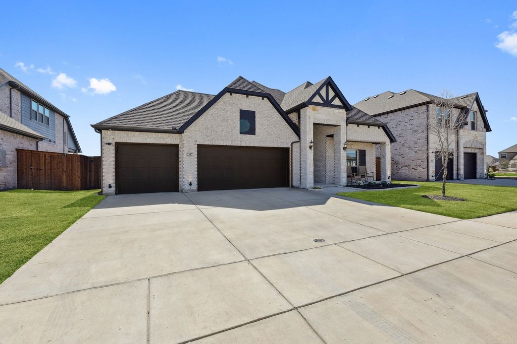 2107 Ozarks Court, Forney, TX 75126