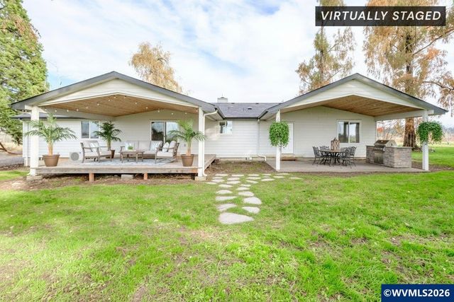 10471 Wagon Rd NE, Mt Angel, OR 97362