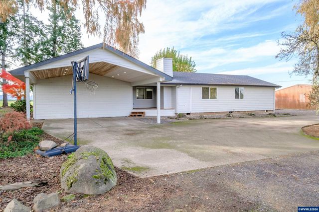 10471 Wagon Rd NE, Mt Angel, OR 97362