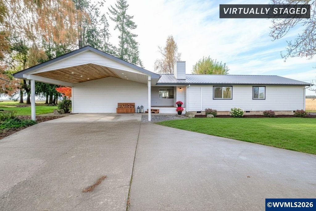10471 Wagon Rd NE, Mt Angel, OR 97362