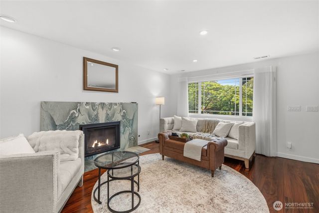 22720 2nd Place W, Bothell, WA 98021