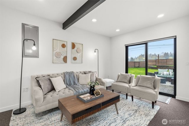 22720 2nd Place W, Bothell, WA 98021