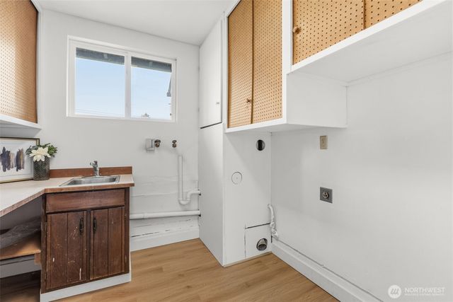 22720 2nd Place W, Bothell, WA 98021