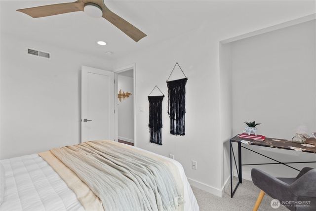 22720 2nd Place W, Bothell, WA 98021