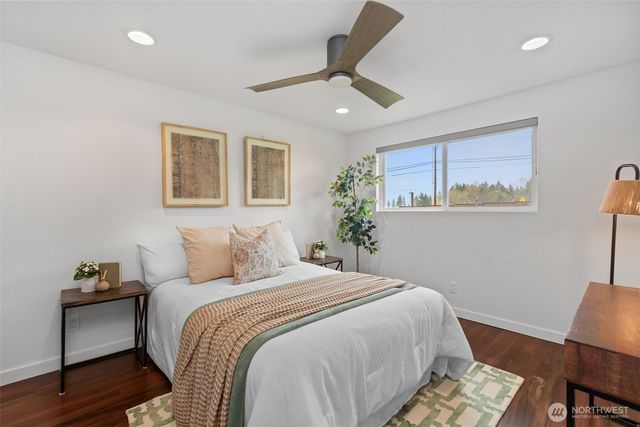 22720 2nd Place W, Bothell, WA 98021