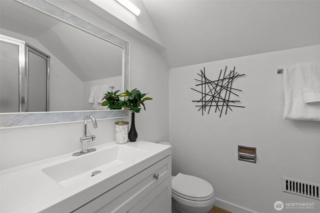 22720 2nd Place W, Bothell, WA 98021