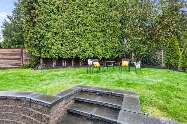 22720 2nd Place W, Bothell, WA 98021