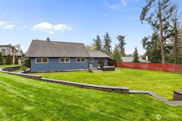 22720 2nd Place W, Bothell, WA 98021