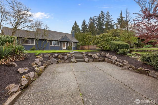 22720 2nd Place W, Bothell, WA 98021