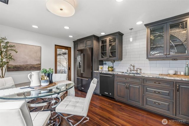 22720 2nd Place W, Bothell, WA 98021