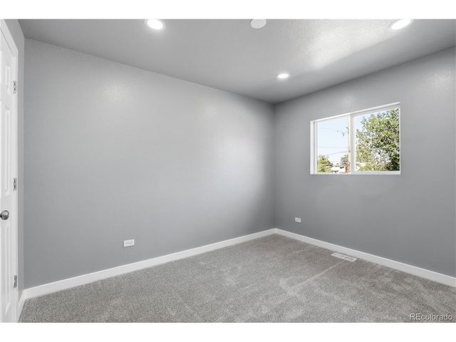 9465 Damon Dr, Denver, CO 80260