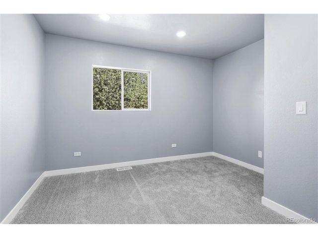 9465 Damon Dr, Denver, CO 80260