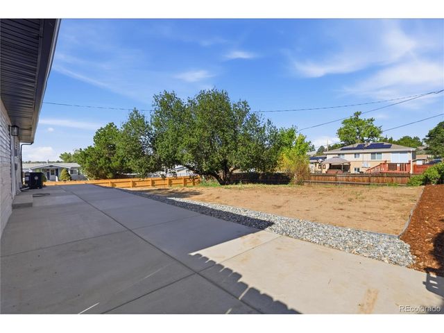 9465 Damon Dr, Denver, CO 80260