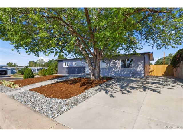 9465 Damon Dr, Denver, CO 80260